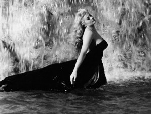 1-12-anita-ekberg.jpg