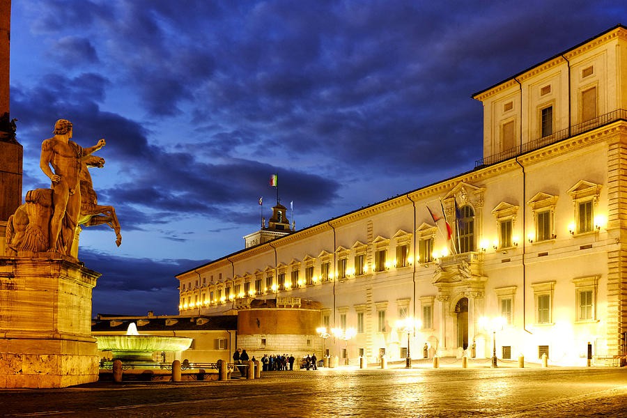 palazzo-del-quirinale-fabrizio-troiani.jpg